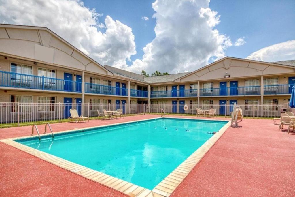 Oyo Hotel Baton Rouge Mid City Exteriör bild