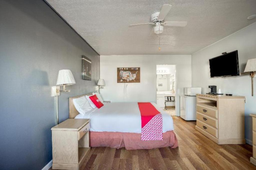 Oyo Hotel Baton Rouge Mid City Exteriör bild