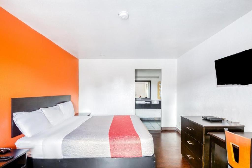 Oyo Hotel Baton Rouge Mid City Exteriör bild