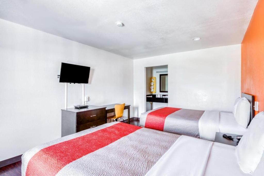 Oyo Hotel Baton Rouge Mid City Exteriör bild