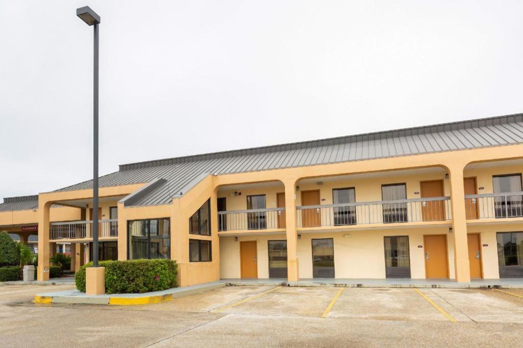 Oyo Hotel Baton Rouge Mid City Exteriör bild